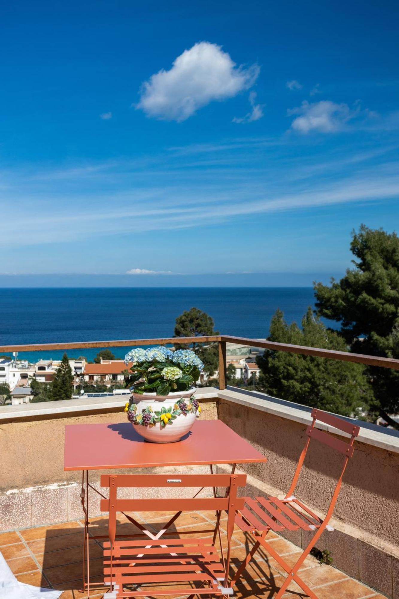 Villa Nel Verde Sul Mare, Mondello, Palermo Zewnętrze zdjęcie