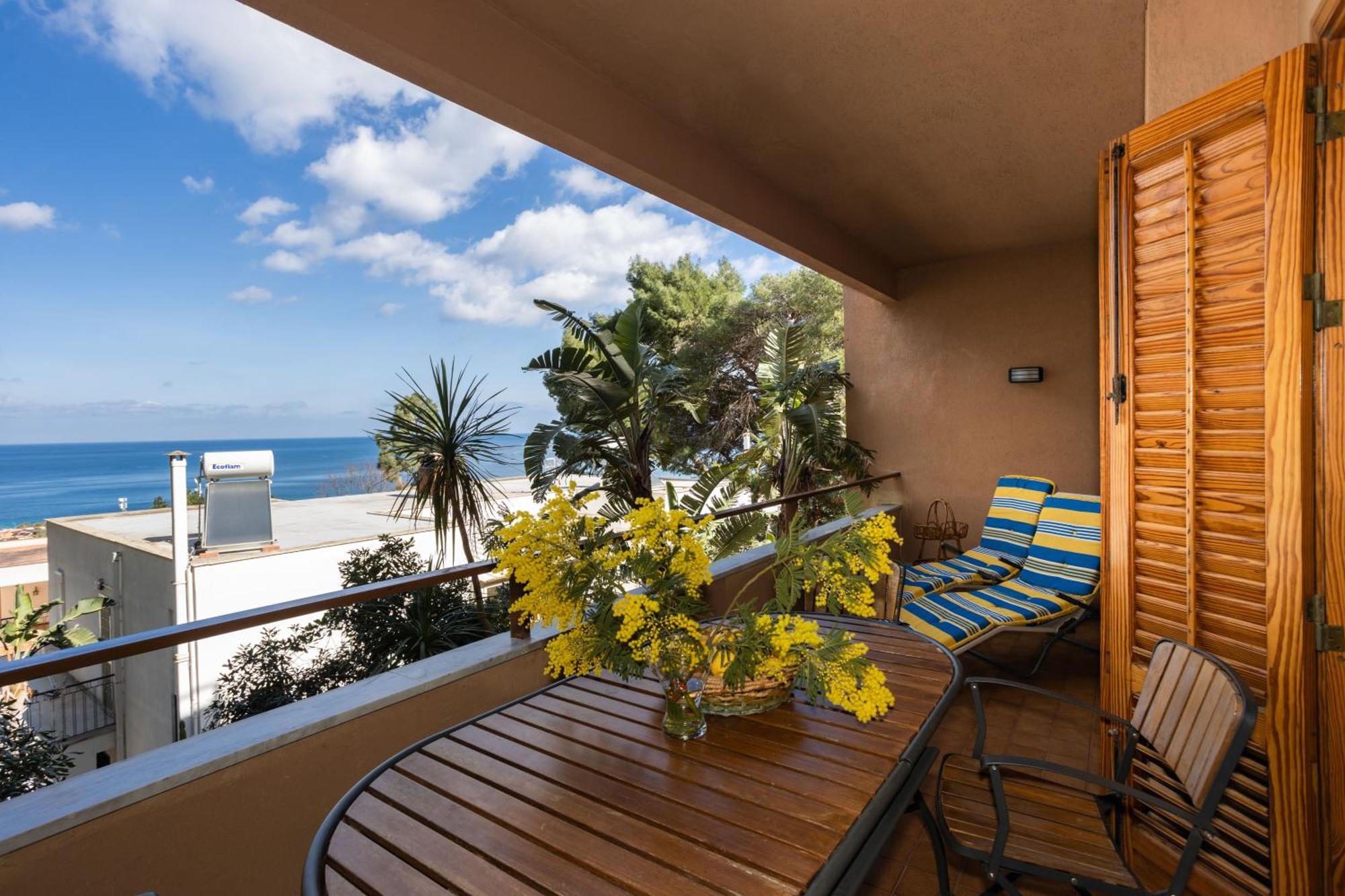 Villa Nel Verde Sul Mare, Mondello, Palermo Zewnętrze zdjęcie